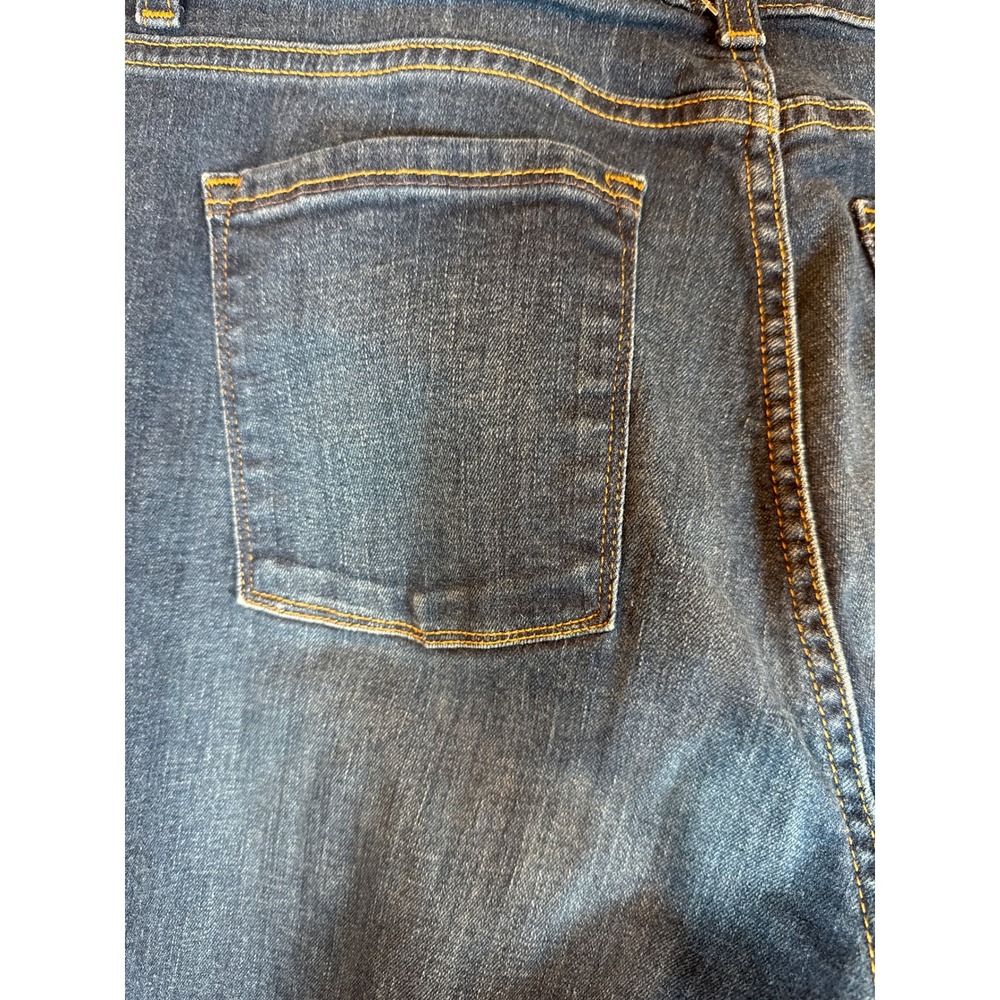 LLBean Classic Fit Dark‎ Wash Blue Denim Jeans Women's Size 12 Regular - Picture 5 of 6